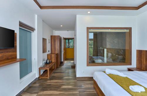 Chithirapuram Hotel | Velvet Revive Munnar