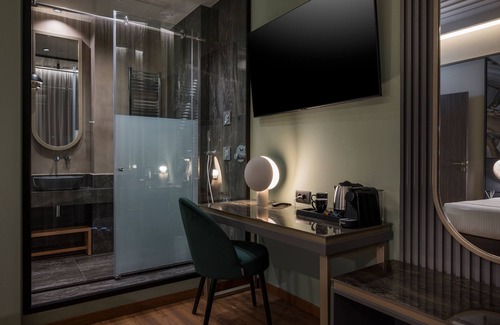 Old Town Hotel | Veneri Boutique Suites