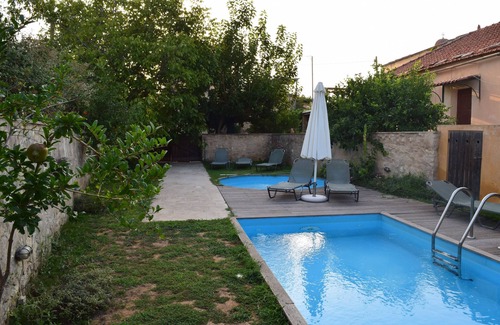 Apokoronas Villa | Venetian Cistern Villa