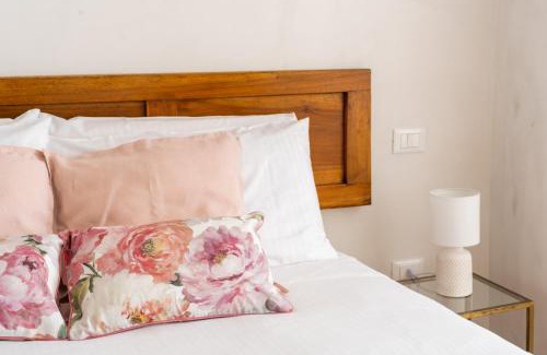 Santa Croce Apartment | Venetian Palace R&R