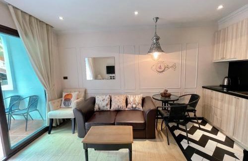 Na Chom Thian Apartment | Venetian Signature Pattaya