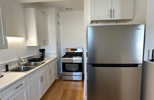 Mar Vista Apartment | Venice Apartment with Parking F