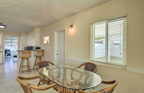 Venice House | Venice Home w/Fire Pit & Grill: 2 Mi to Beach!