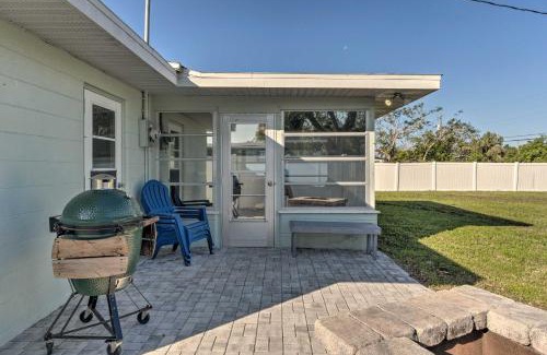 Venice House | Venice Home with Fire Pit and Grill 2 Mi to Beach!
