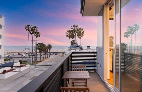 Venice House | Venice View by AvantStay Walk to Venice Beach Rooftop Ice Bath Luxe Design