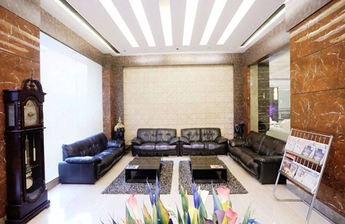 Delhi Hotel | Venizia Sarovar Portico Delhi