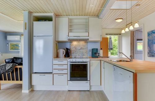 Kettingskov House | "Venla" - 150m from the sea by Interhome