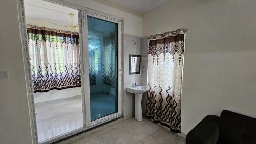 Puri Apartment | Vensa Homestay