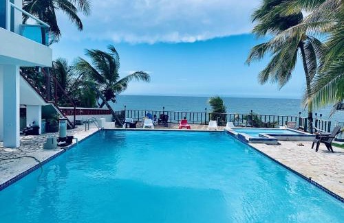 Islote House | Ventana al Atlantico at Arecibo 681 Ocean Drive