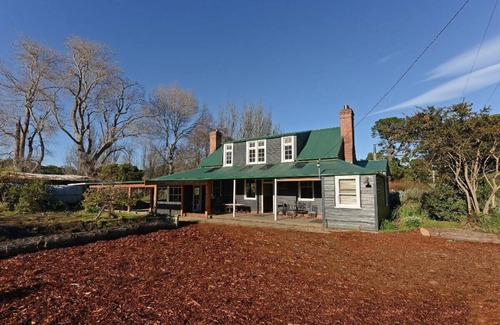 South Bruny House | Ventnor Guest House - A property with a fascinating past; the original homestead Old Mill Farm was built in 1871.