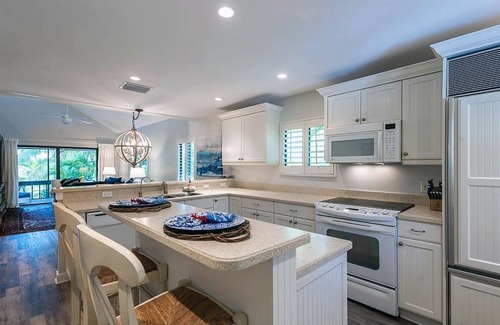 Captiva House | Ventura Captiva Ultimate Island retreat w/beautiful bay views heated pool & dock