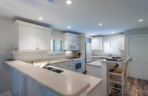Captiva House | Ventura Captiva Ultimate Island retreat w/beautiful bay views heated pool & dock