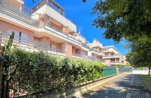 Nettuno Apartment | VENUS APARTMENT - Charming Holiday Home with Patio - Nettuno Santa Barbara