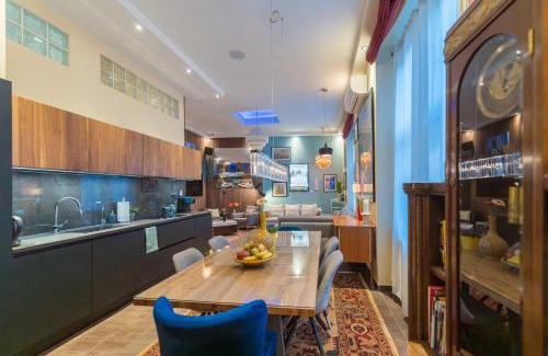 Vizivaros Apartment | Venus Apartments - The Actor's Den