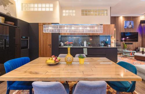 Vizivaros Apartment | Venus Apartments - The Actor's Den