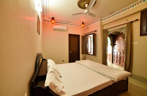 Udaipur City Centre Bed & Breakfast | Venus Heritage Homestay