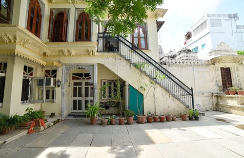 Udaipur City Centre Bed & Breakfast | Venus Heritage Homestay