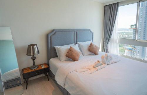 Na Chom Thian Apartment | Veranda Residence Pattaya Ocean View by Phunnaaluck