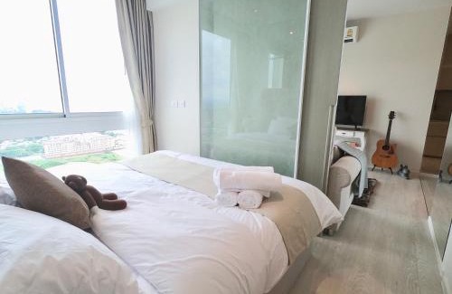 Na Chom Thian Resort | Veranda Residence Pattaya x Sea & Sky View