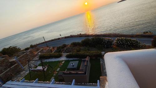 Kea House | Veranda to Aegean