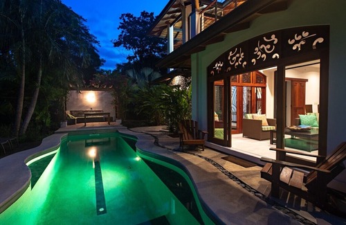 Playa Guiones House | VERANO ETERNO (“ENDLESS SUMMER”)