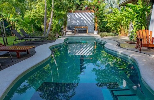 Playa Guiones House | VERANO ETERNO (“ENDLESS SUMMER”)