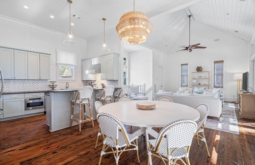 Rosemary Beach House | Verdant vibes, coastal calm at Costa Verde Cottage/Private Pool/4 Bikes