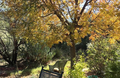 Cottonwood-Verde Village Apartment | Verde River Hilltop Gem - Tranquil, artistic and close to everything