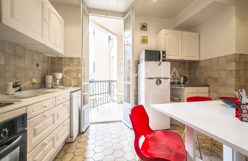 Musicians Quarter Apartment | Verdi 2 bedroom apartment VRBO