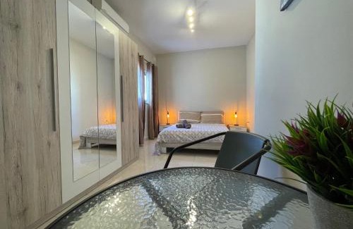 Santa Venera Apartment | Verdi Apartment - Spacious Modern Apartment, close to Valletta