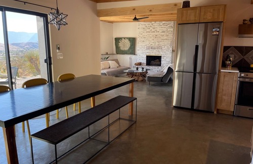 Morongo Valley House | Verdin's Nest - Romantic Retreat W/Hot Tub Under The Stars! 1 Bedroom Home by RedAwning