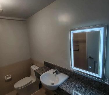 Davao Apartment | Verdon Deluxe and Suites 2 bedrooms Condotel