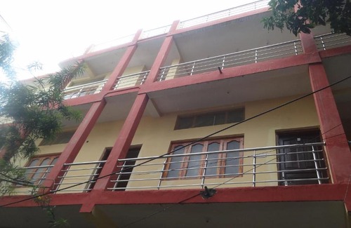 Jabalpur House | Verma House- For Males Only