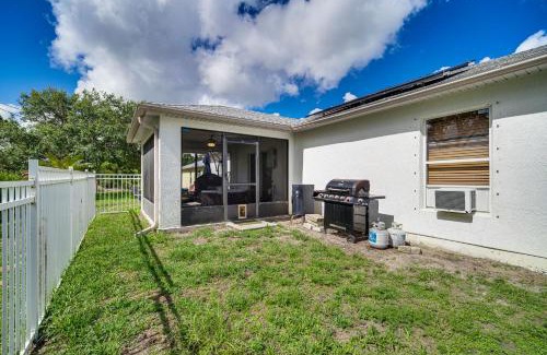 Vero Lake Estates Apartment | Vero Beach Abode Hot Tub and Fire Pit, Near Boating