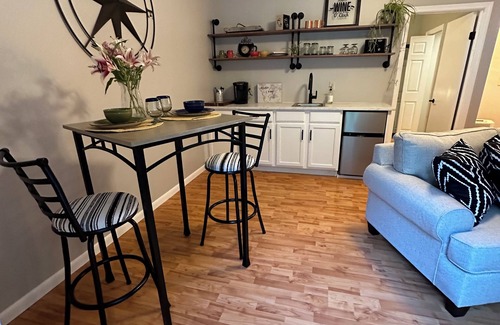 Durhamville Apartment | Verona Beach hideaway. Close to casinos and Sylvan Beach. Great fishing