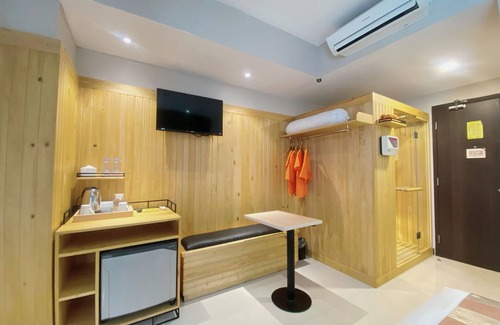 Gambir Hotel | Verse Lite Hotel Gajah Mada
