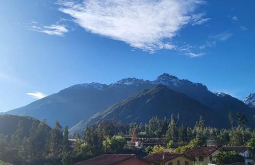 Urubamba House | Vertigo Climbing Hostel