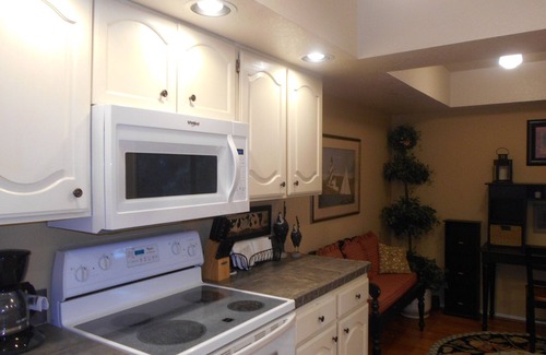 Paradise Valley Village Condo | Very attractive, peaceful, poolview,2 bedroom, 2 bath condo in Anasazi Village
