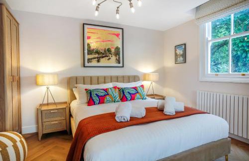 Cambridge Apartment | Very best location - Large Luxury Studio by river and City Centre