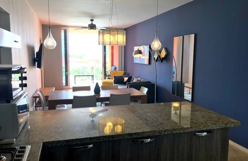 Alto Vista Apartment | Very close to Eagle Beach. 3 bed/2 bath apartment on the second floor with pool.