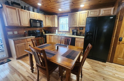 Beech Mountain Cabin | Very Comfortable Beech Stone Cabin, Cozy All Stone, Wood Cabin on Beech Mountain