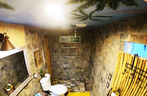 Perris Apartment | VERY COZY HAWAIIAN TINY STUDIO !