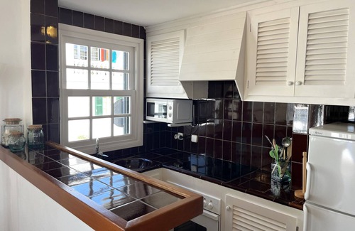 Fornells Apartment | Very front line stunning sea views near the beach