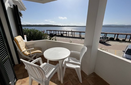 Fornells Apartment | Very front line stunning sea views near the beach