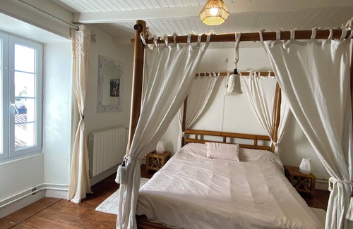 Saint-Medard-d'Aunis House | Very large house la Rochelle 10 min from the ocean
