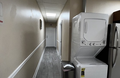 Glen Iris Apartment | Very Large Lofy - Free Parking- Perimeter UAB