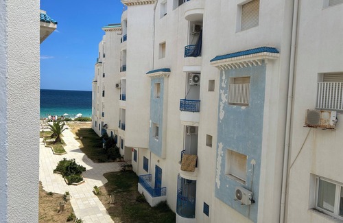 Eastern Khezama Apartment | VERY LARGE SEASIDE APARTMENT HIGH STANDING CHOTT MERIEM