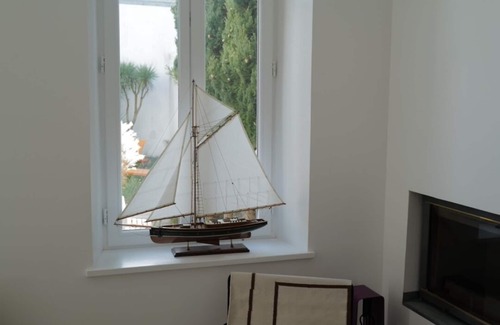 Le Bois-Plage-en-Re House | Very nice 4* listed Rhétaise house with garden and garage, quiet, right in the center,