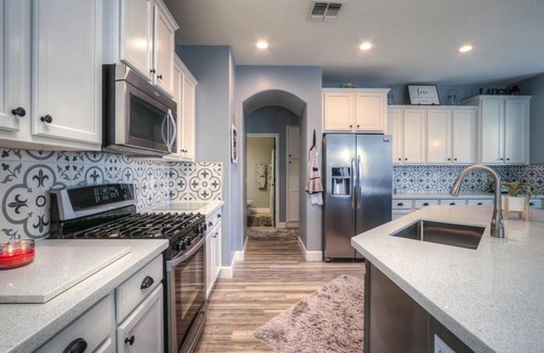 Maricopa House | Very Nice 5 Bedrm 3 Bath Home, Family ready home!