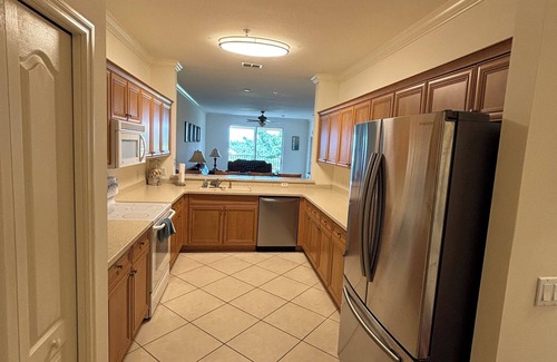 Biggar Condo | Very Nice and Large 1500+square Ft Riverwalk Condo Top Floor